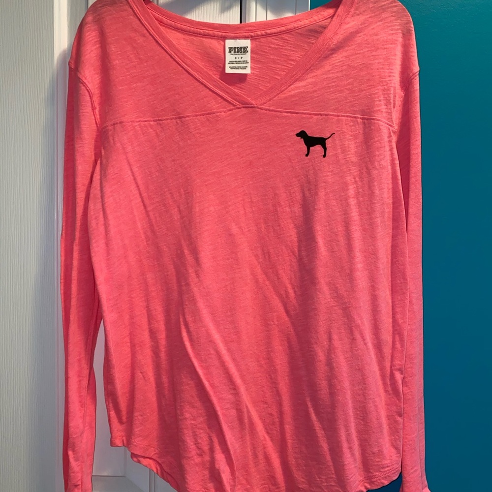 SOLD Victoria’s Secret PINK LS